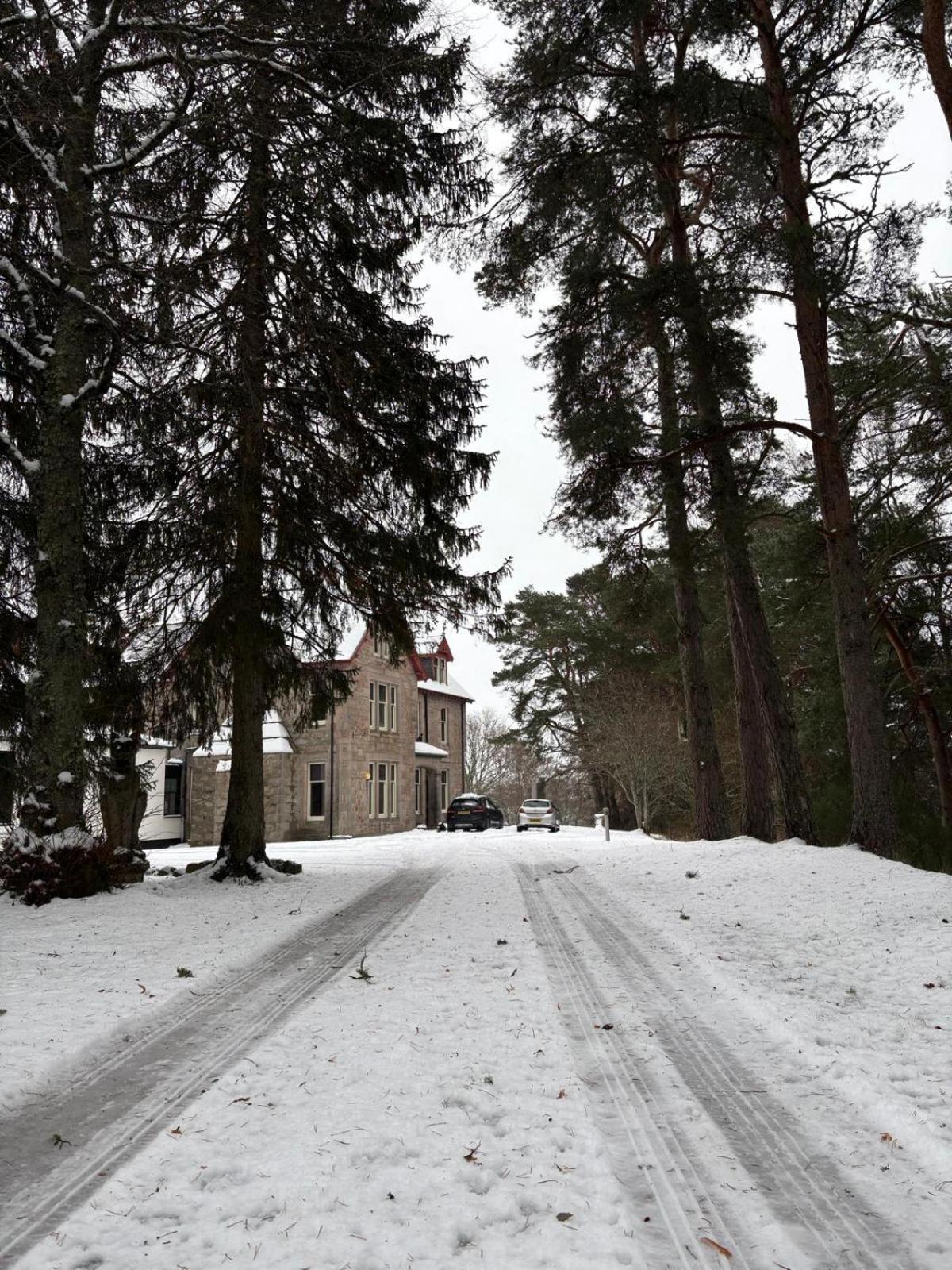 Dalrachney Lodge Hotel Carrbridge Exterior foto